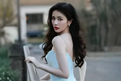 The Beauty of Bai Lu