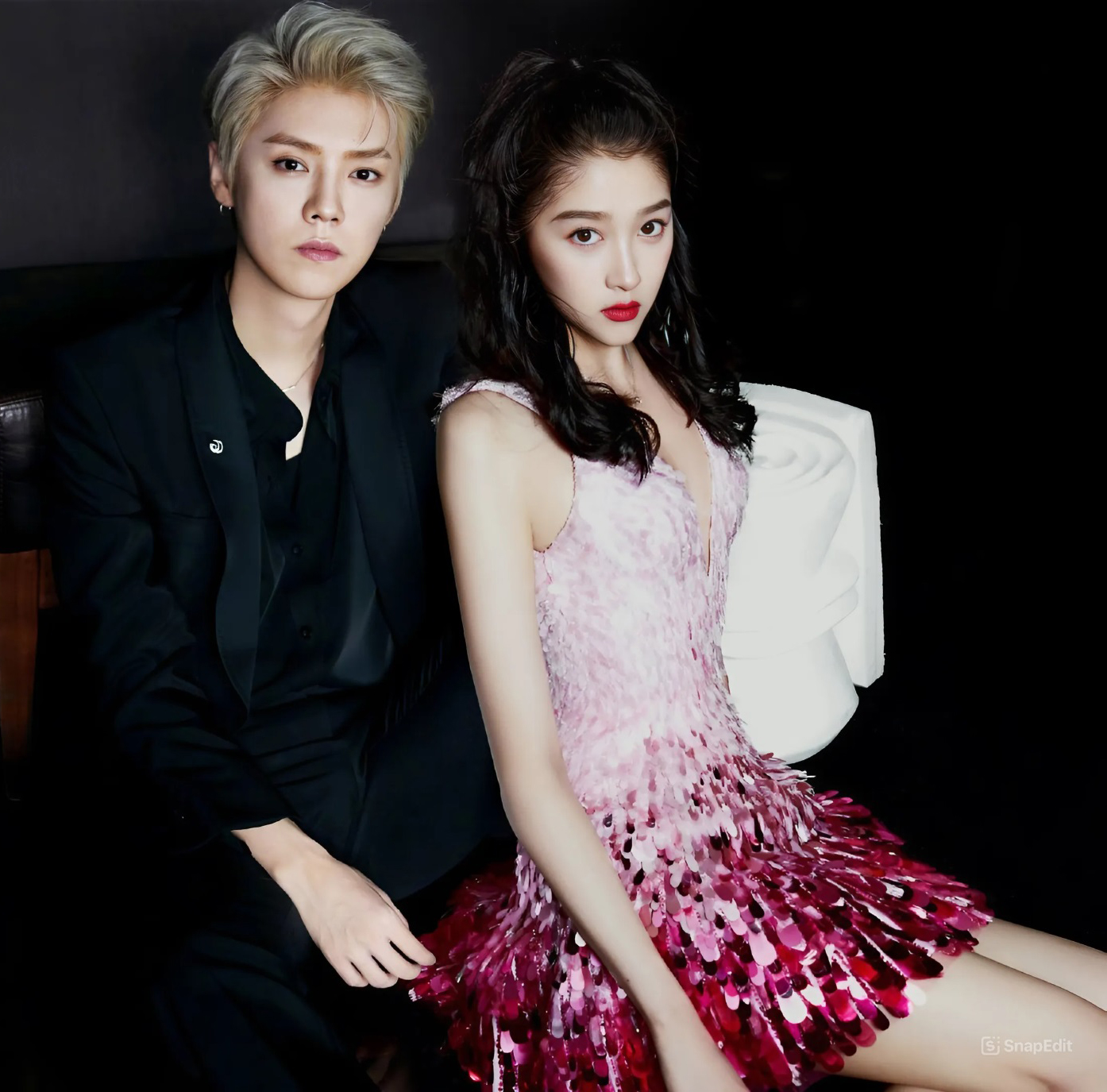 China's Most Beloved Couple Lu Han & Guan Xiaotong