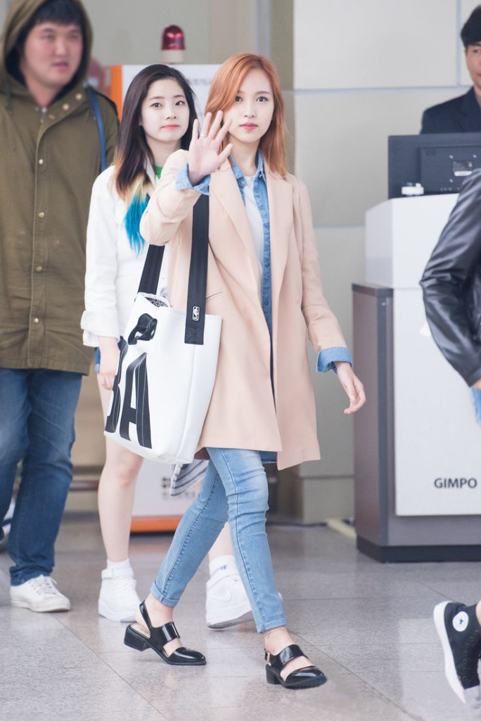 TWICE Airport Fashion