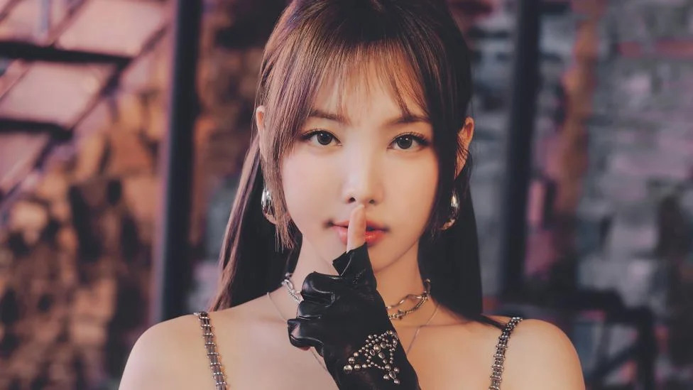 K-Pop Queen Nayeon's Solo Debut: "POP!" from IM NAYEON