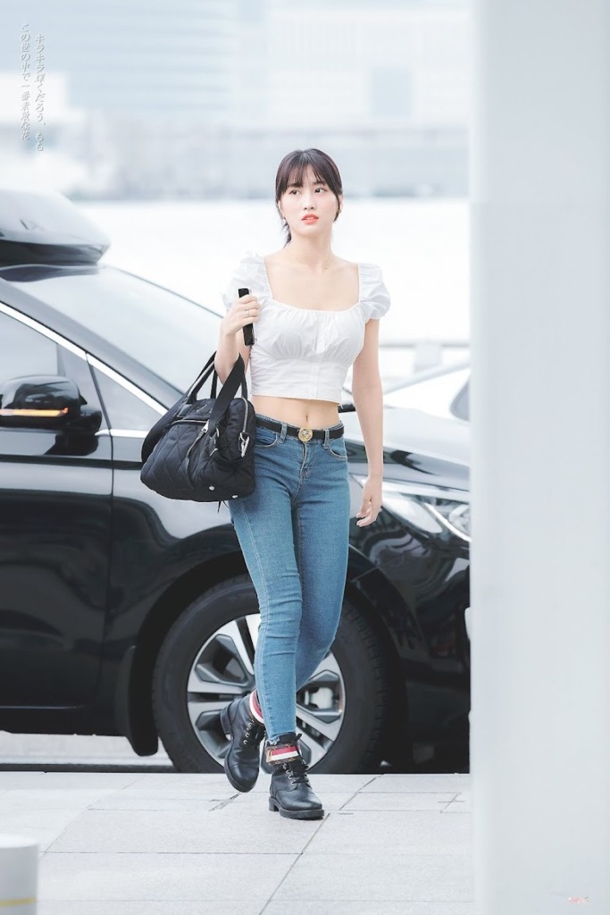 Momo's Jean fashion outfit