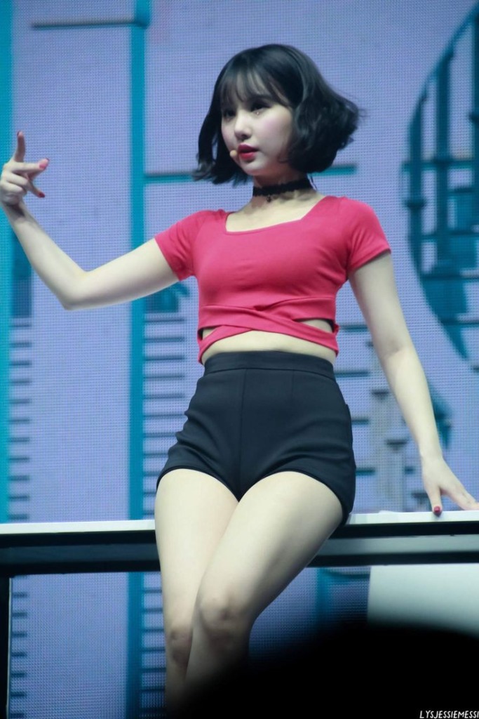 Eunha fashion in K-pop