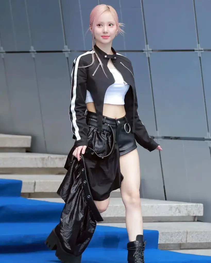 eunha style seoul fashion week ss 2025 1