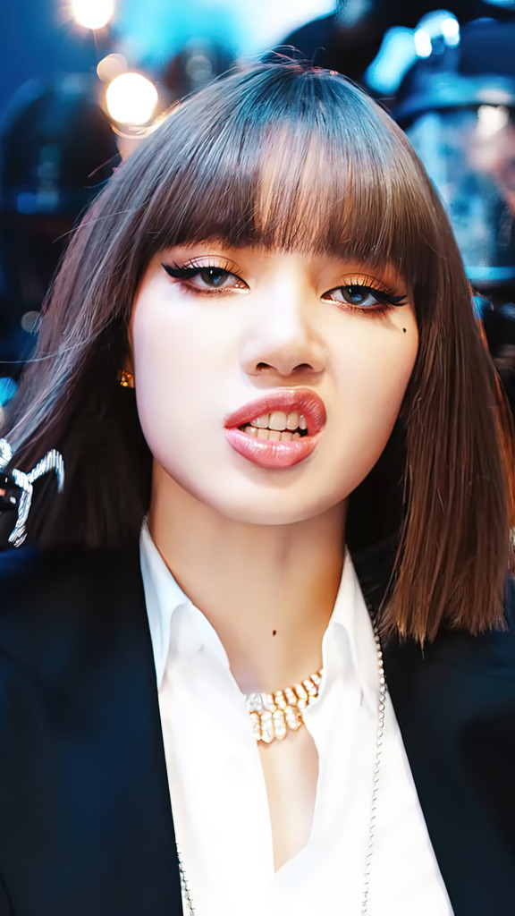 Lisa Blackpink scandals