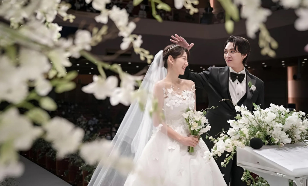 Park Shin Hye and Choi Tae Joon wedding