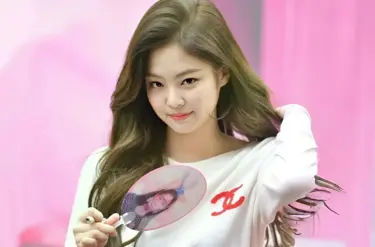 Jennie (BLACKPINK)