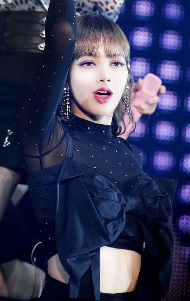 Lisa dance solo