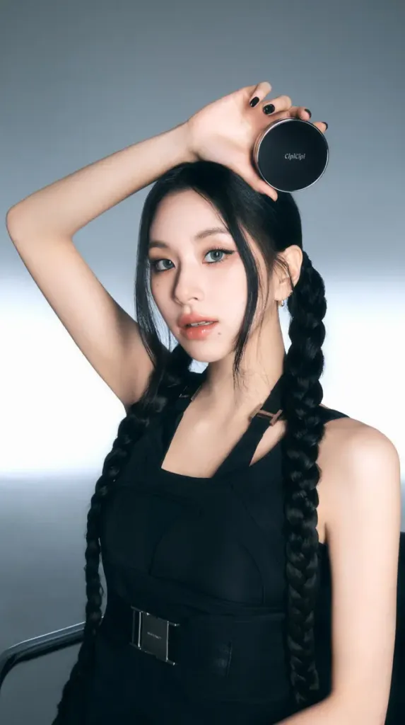 Chaeyoung photo 3