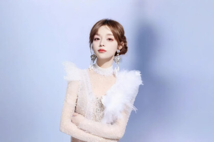 Chinese singer Huang Xiaoyun