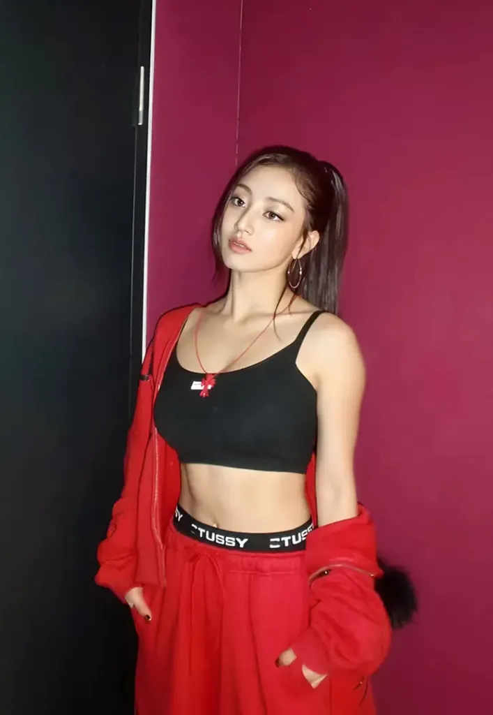 Jihyo (TWICE) Photo 6