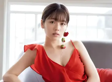 Koshiba Fuka (小芝風花)