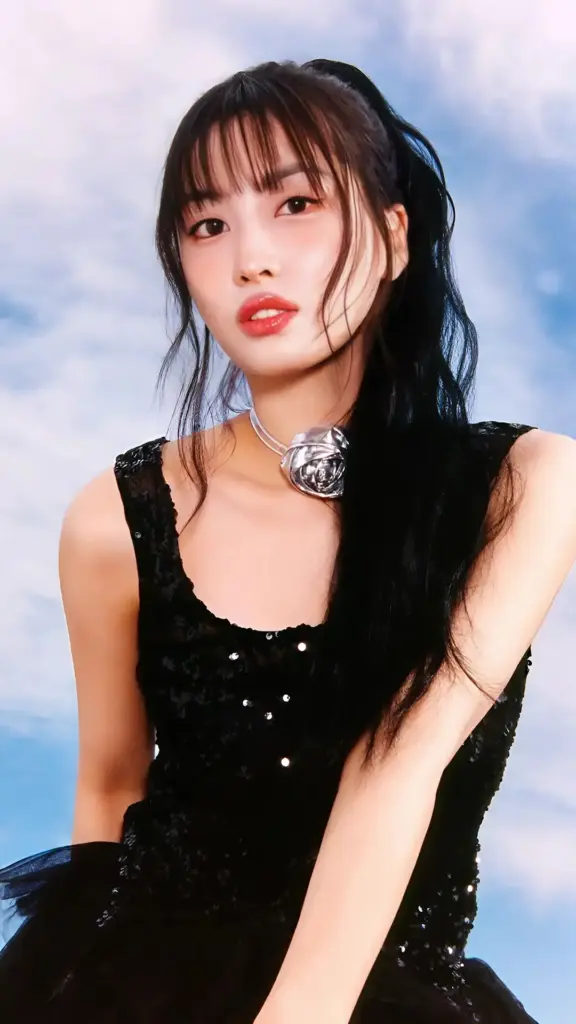 Momo (TWICE) Photo