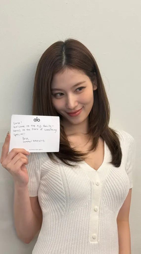 Sana Photo 4