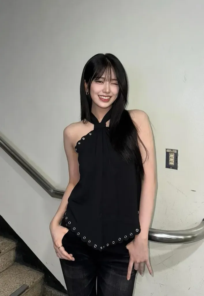 Yujin (IVE) Photo 4