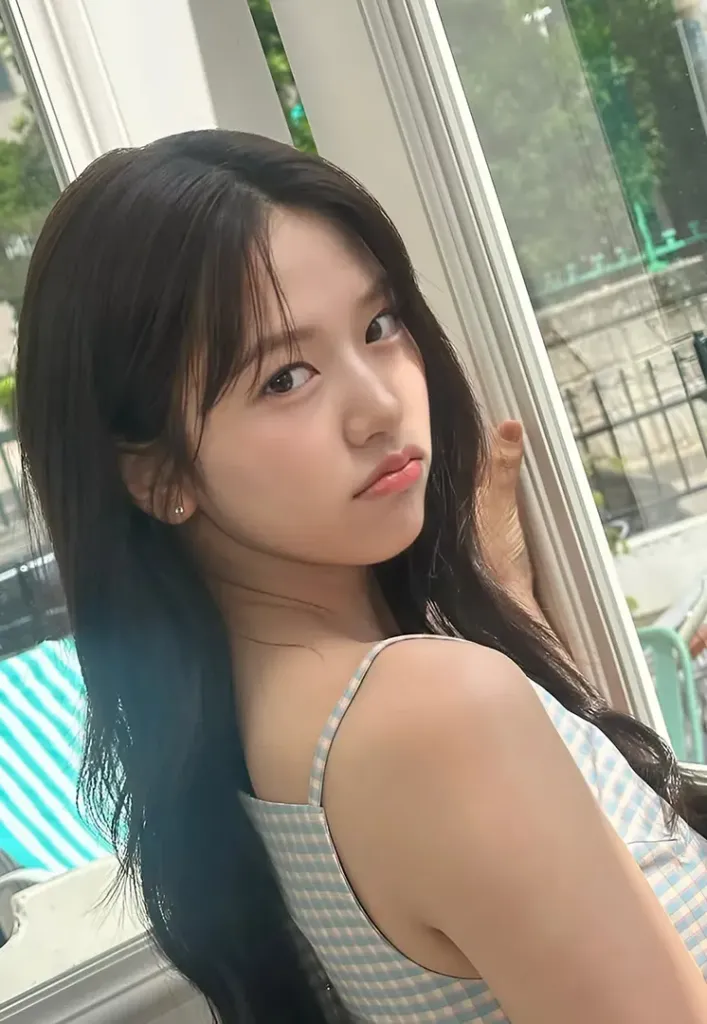 Yujin (IVE) Photo