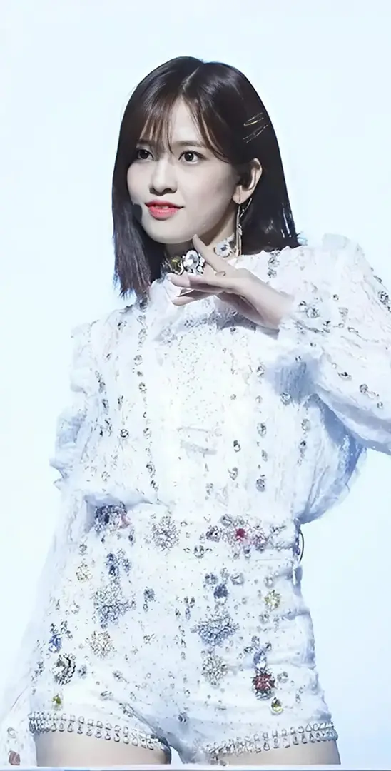 Ahn Yujin's Photo