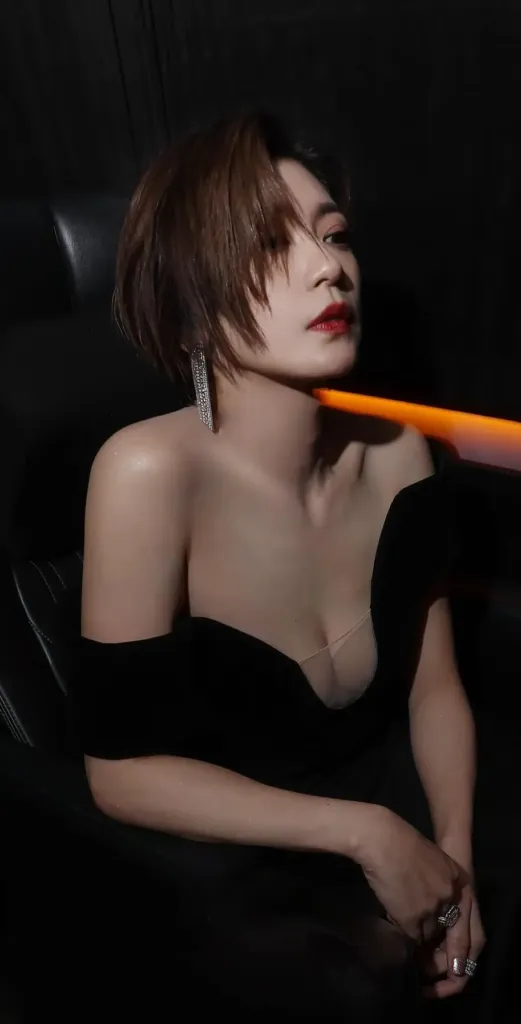 Alyssa Chia photo