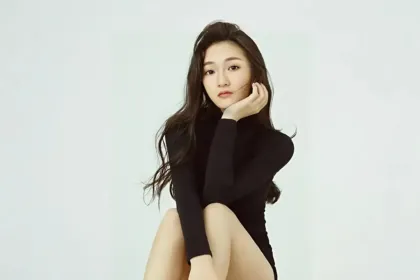 Hu Dong Qing Profile