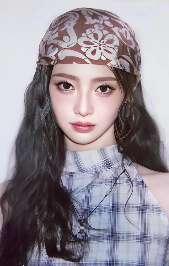 Zhou Jieqiong Biography
