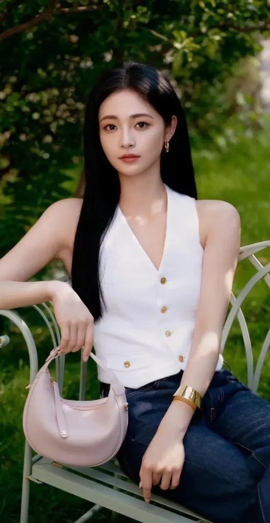 Zhou Jieqiong Photo 3