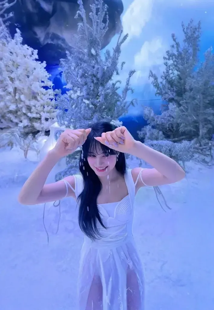 Nina Hillman Photo 3