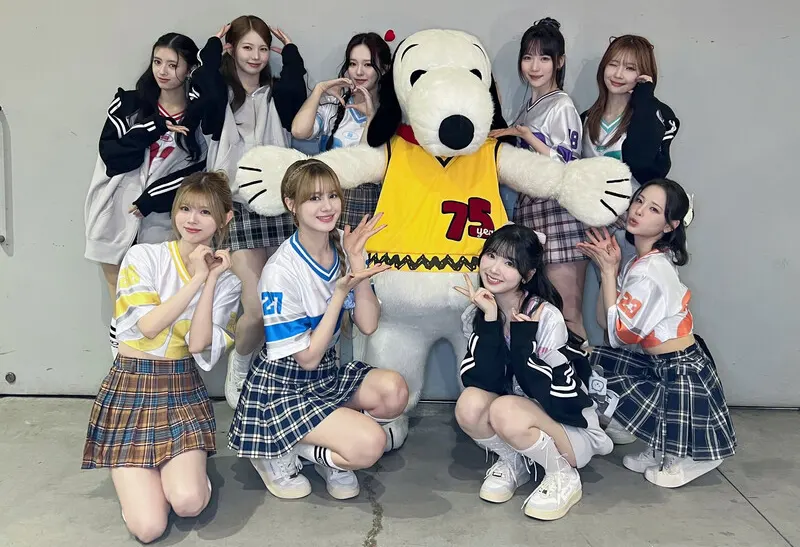 NiziU Members Photo 4