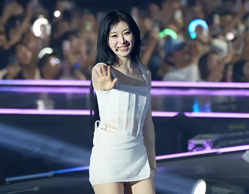 Chaeryeong (ITZY)
