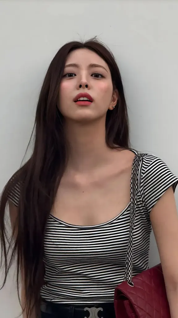 Yuna (ITZY) Photo
