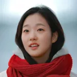 Kim Go-eun (김고은)