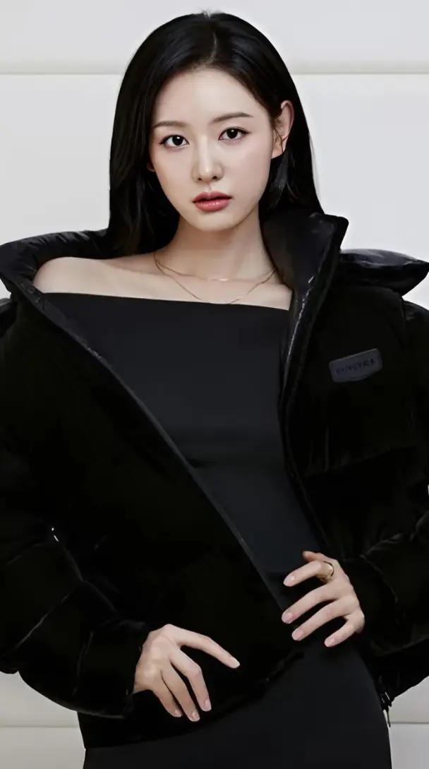 Kim Ji-won (actress)