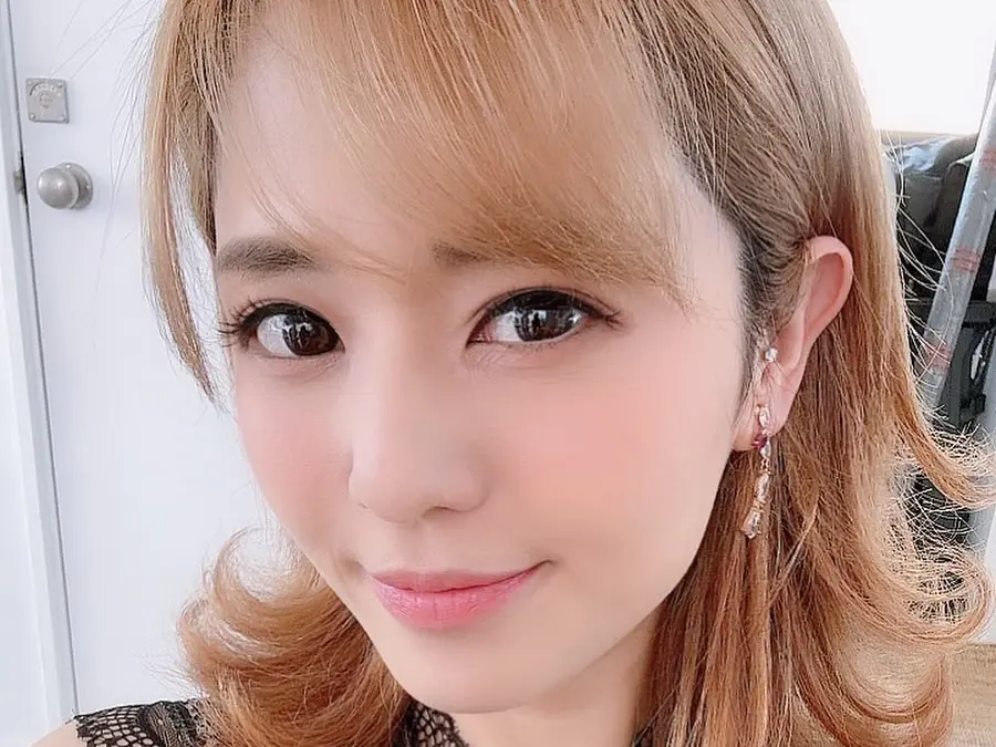 Sola Aoi (蒼井そら)