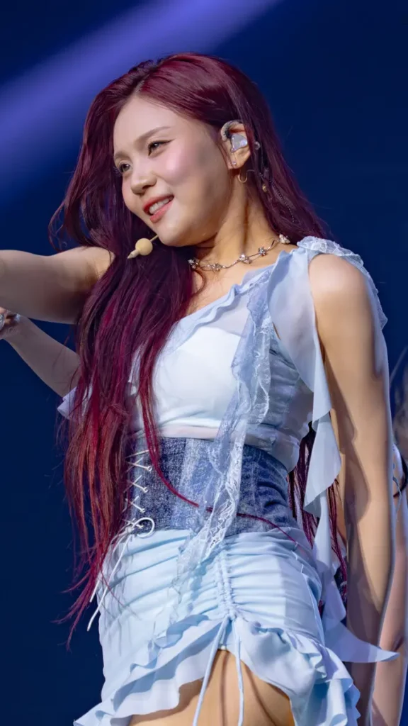 Umji (VIVIZ)'s photo 2