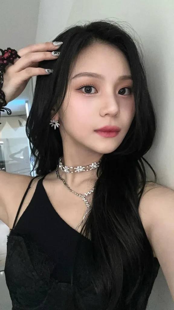Umji (VIVIZ)'s 7