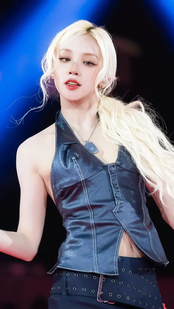 Song Yuqi's photo 7