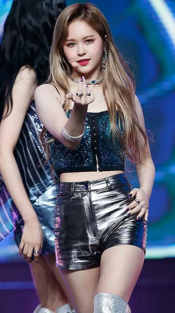 eu everglow park jiwon 003