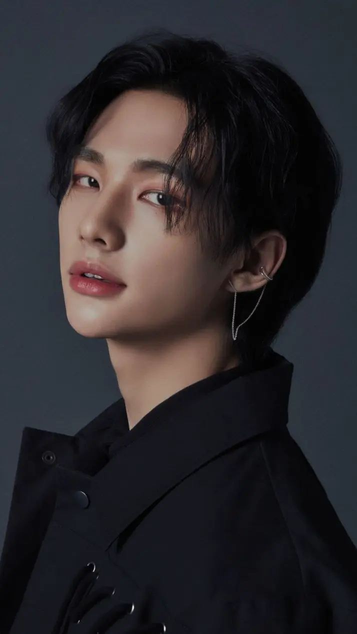 Hyunjin (Stray Kids)