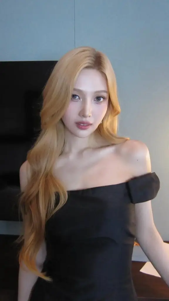 joy park soo young 7