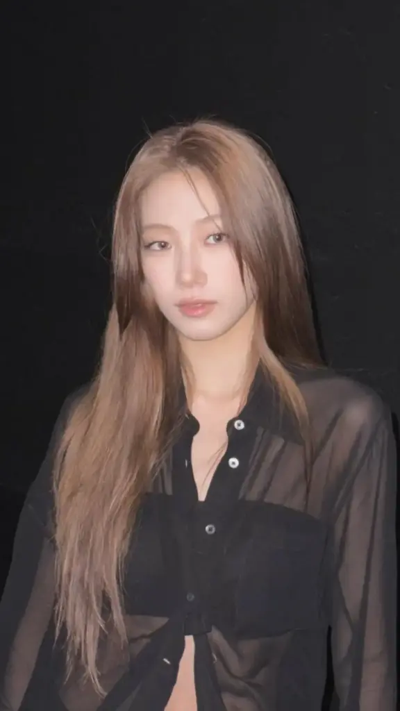 kazuha le sserafim 12