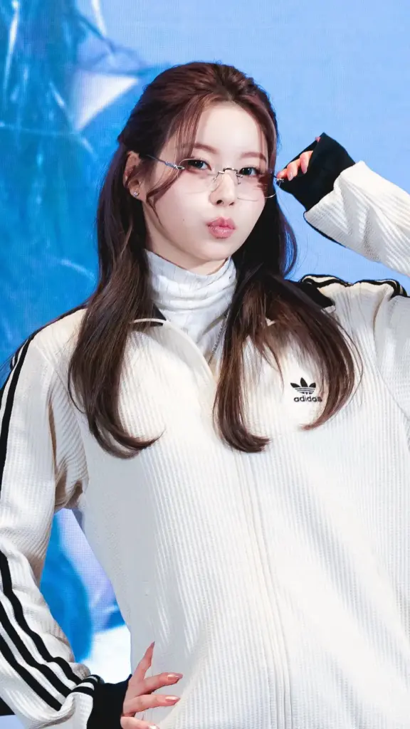 kyujin nmixx jang kyu jin 005