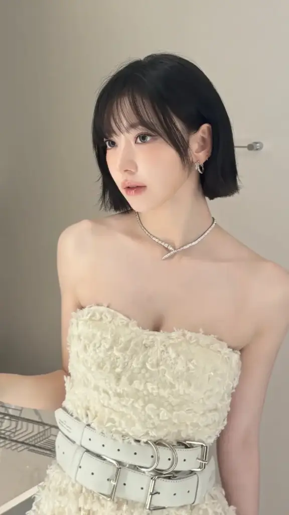 sakura miyawaki