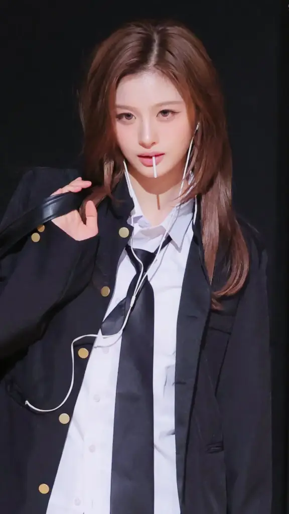 sullyoon nmixx seol yoon a 11