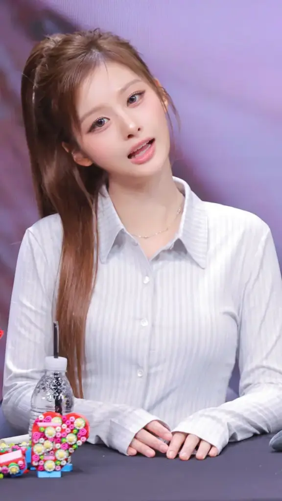 sullyoon nmixx seol yoon a 4