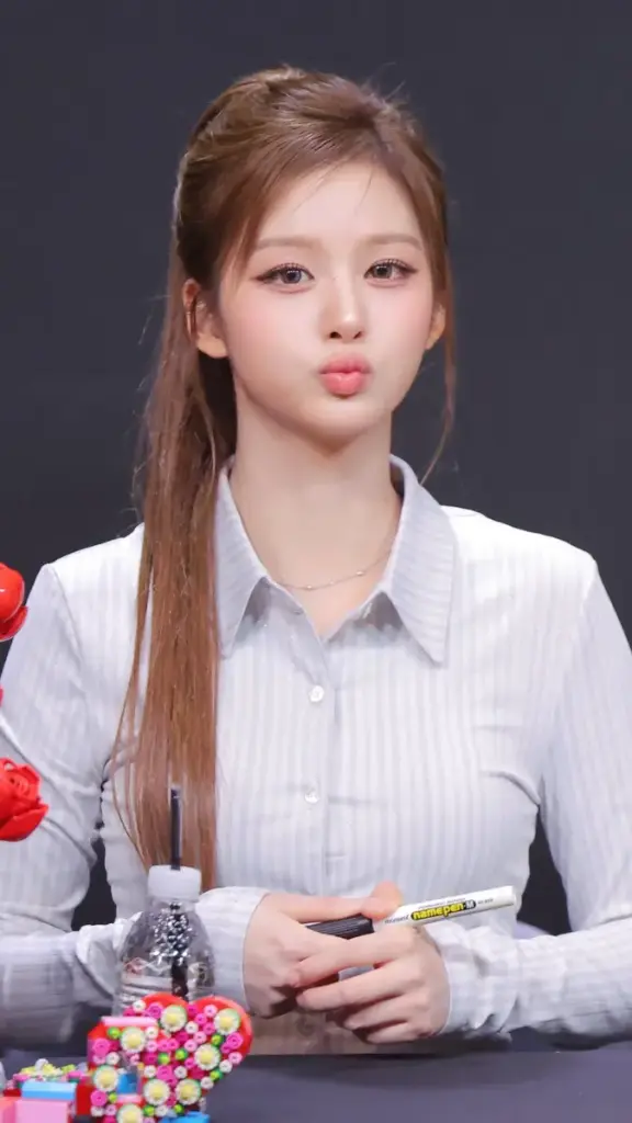 sullyoon nmixx seol yoon a 6