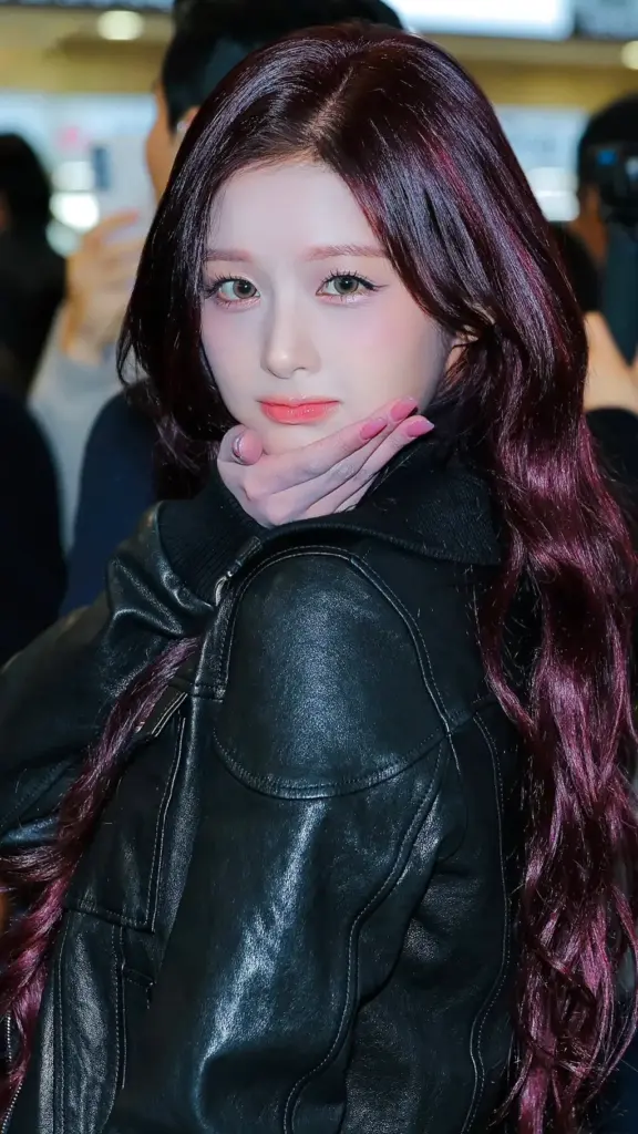 sullyoon seol yoon a nmixx 8