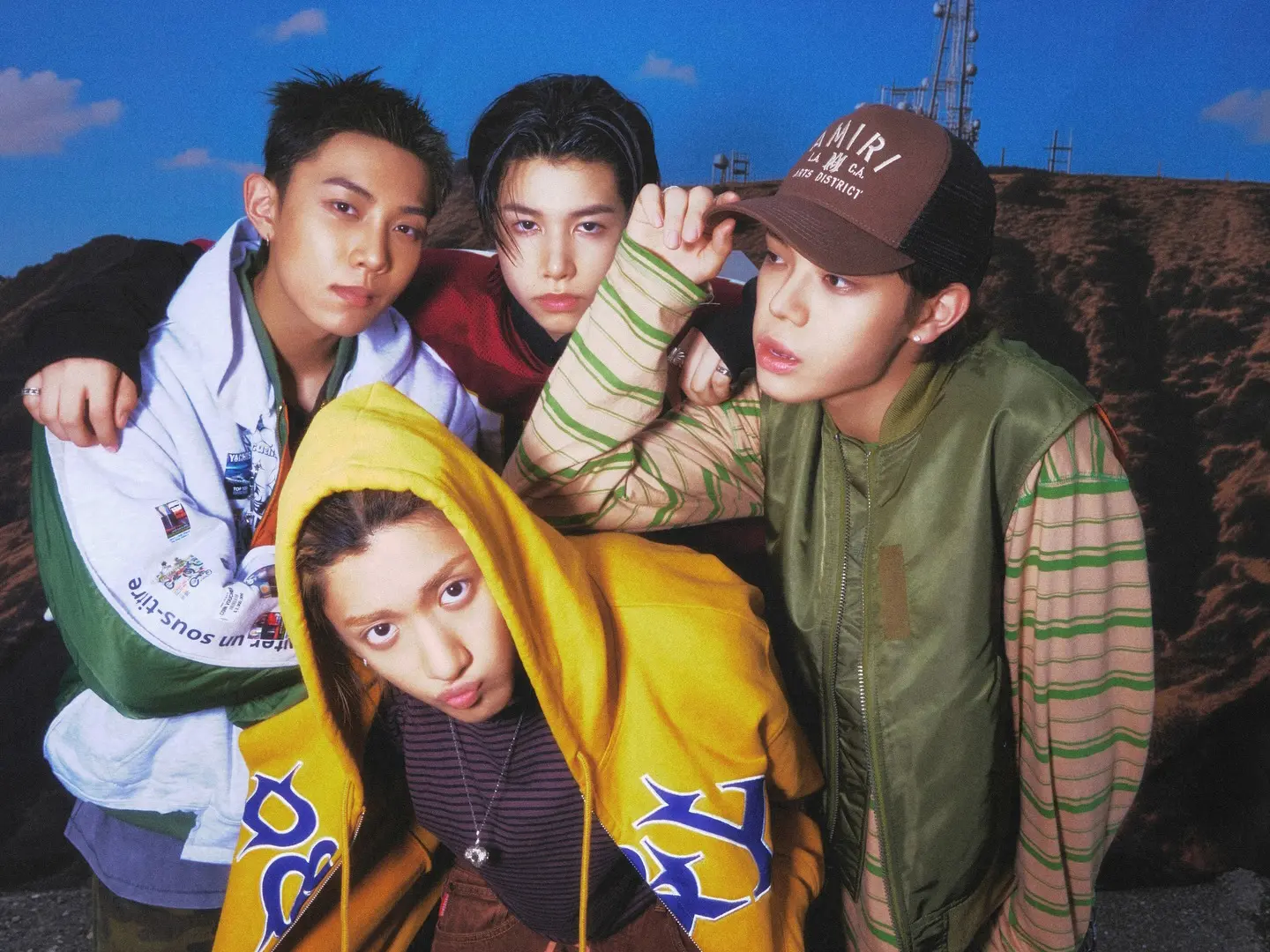 Photos of the members of LNGSHOT